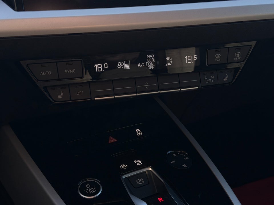 Audi Q4 e-tron 40 Advanced 5d