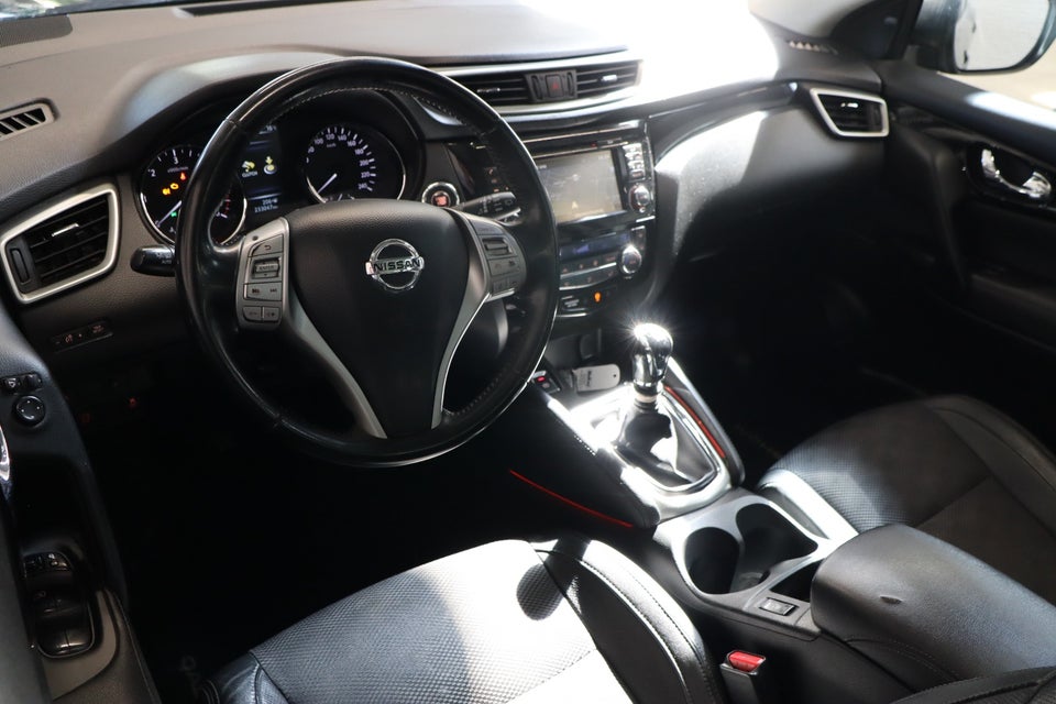 Nissan Qashqai 1,5 dCi 110 Tekna 5d