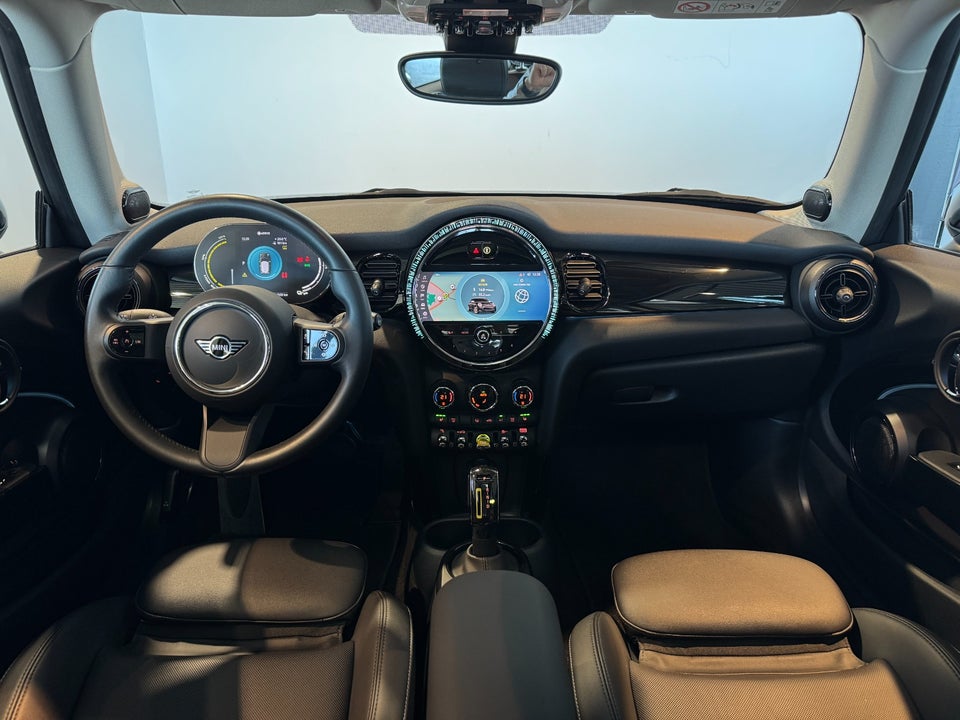 MINI Cooper SE Classic 3d