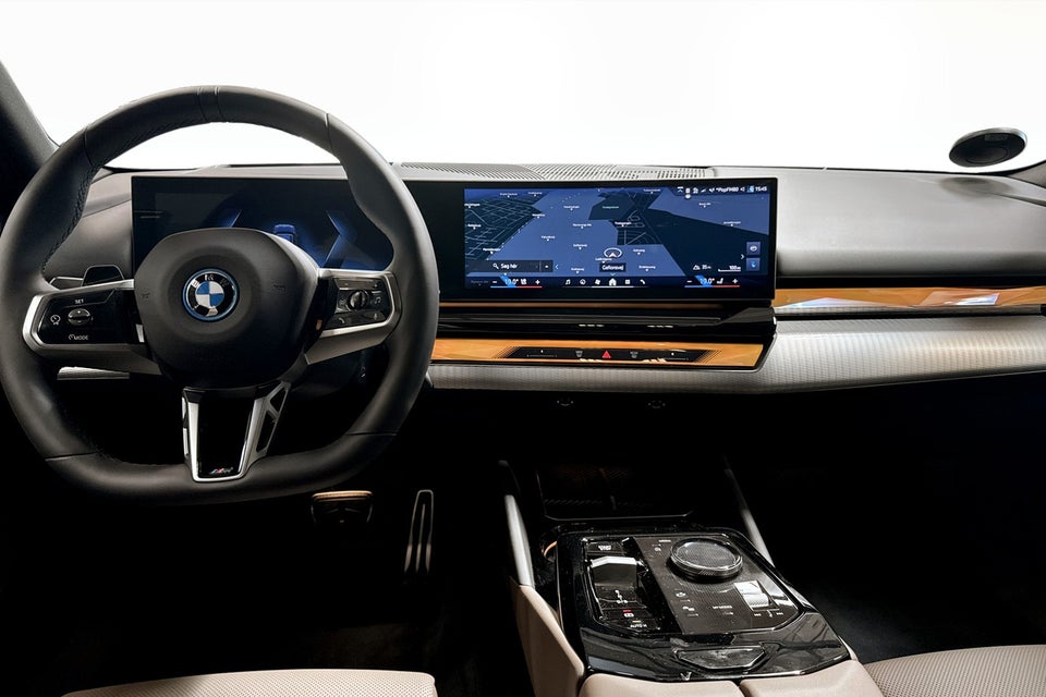 BMW i5 eDrive40 Touring Fully Charged 5d
