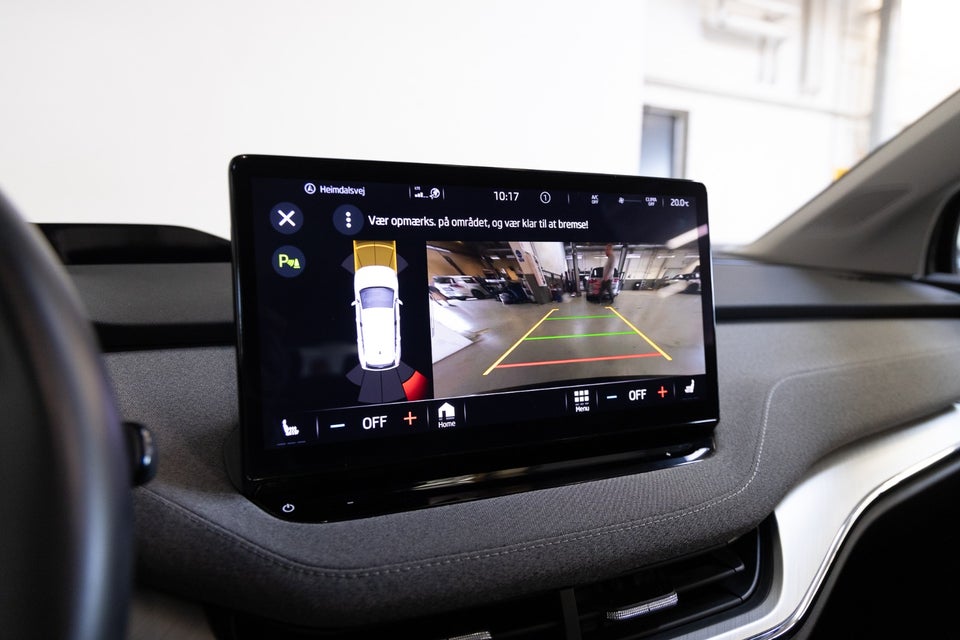 Skoda Enyaq 60 iV Loft 5d