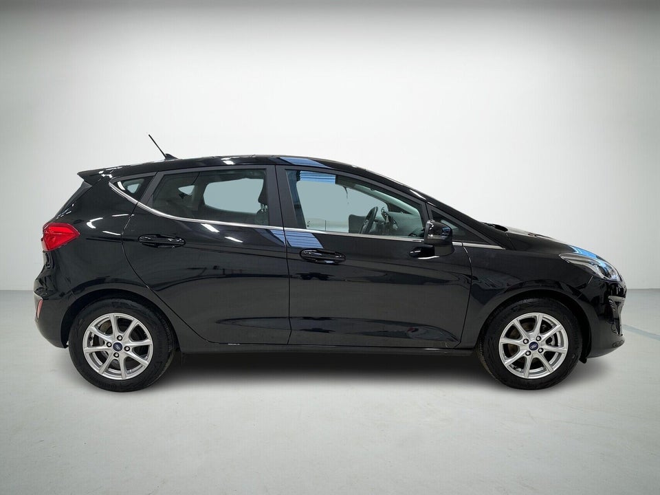 Ford Fiesta 1,0 EcoBoost mHEV Titanium 5d