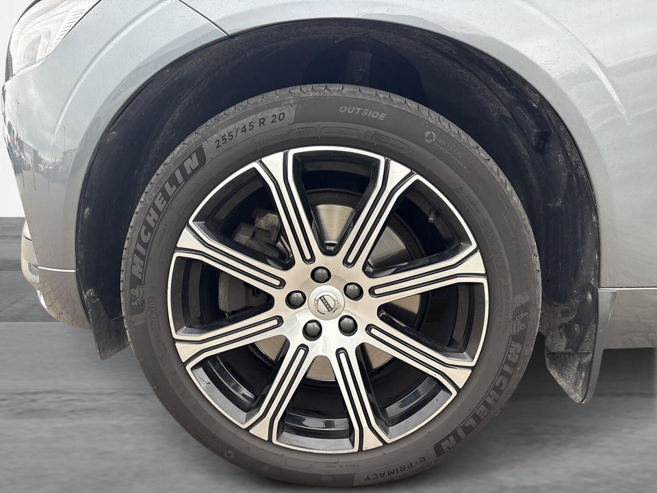 Volvo XC60 2,0 T4 190 Momentum aut. 5d