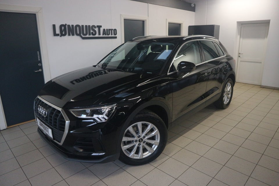 Audi Q3 45 TFSi e Attitude+ S-tr. 5d