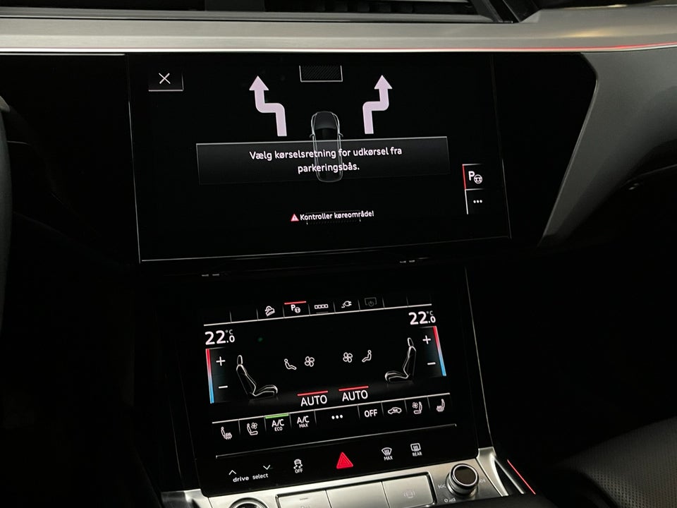 Audi e-tron 55 S-line Sportback quattro 5d