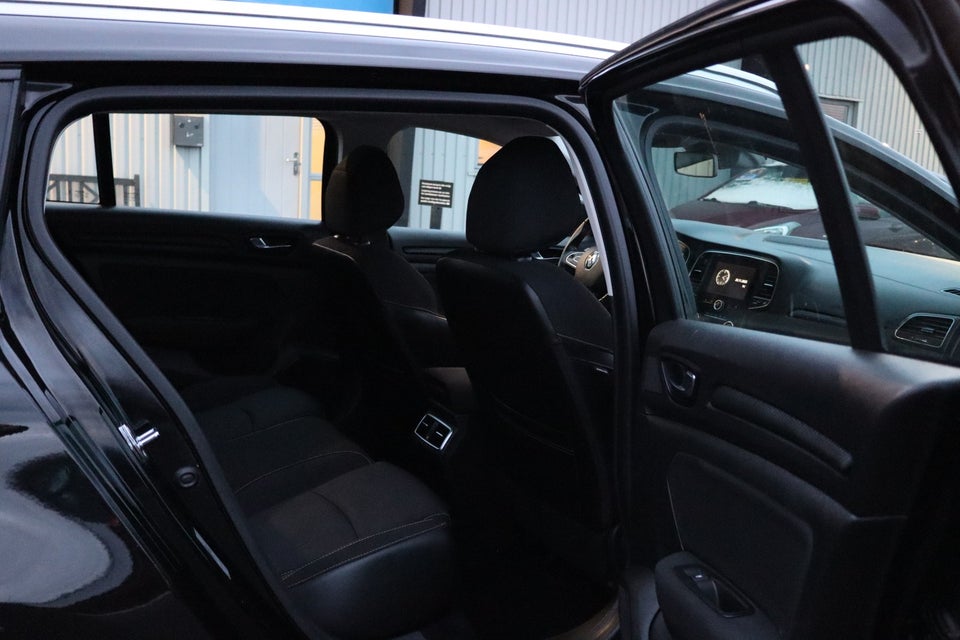 Renault Megane IV 1,5 dCi 115 Zen Sport Tourer EDC 5d