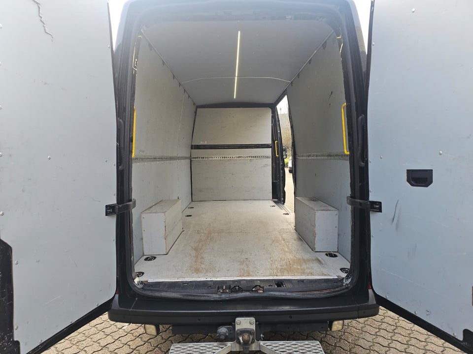 MAN TGE 2,0 3.180 Kassevogn L4H3 aut. FWD