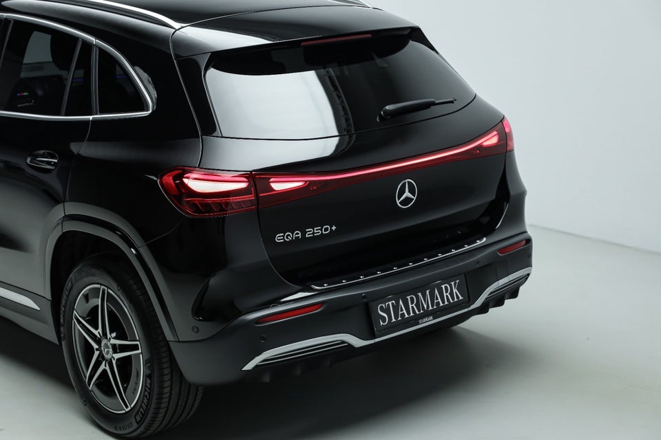 Mercedes EQA250+ AMG Advance 5d