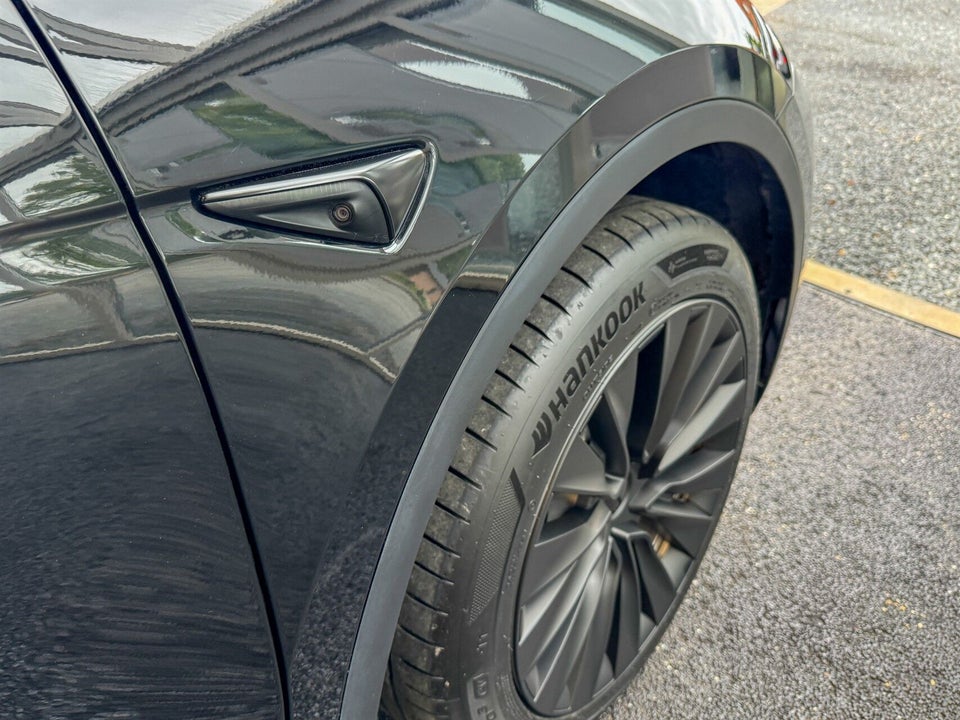 Tesla Model Y RWD 5d