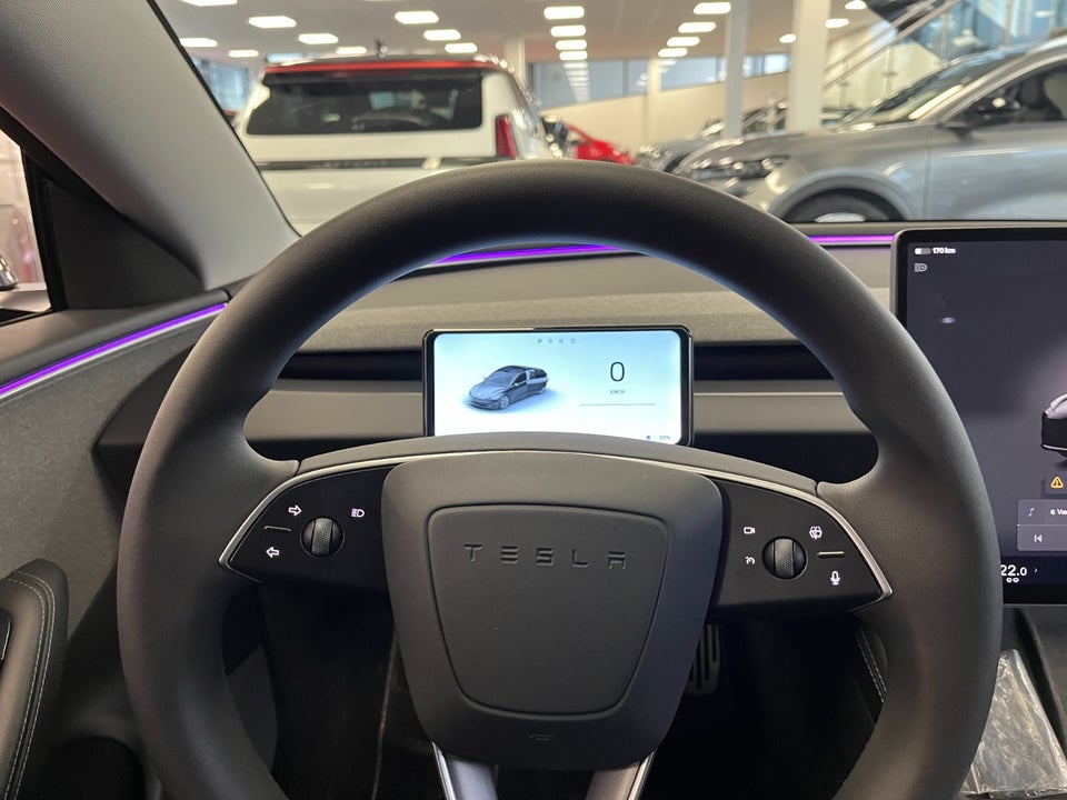 Tesla Model 3 RWD 4d