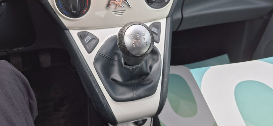 Ford Ka 1,2 Titanium 3d