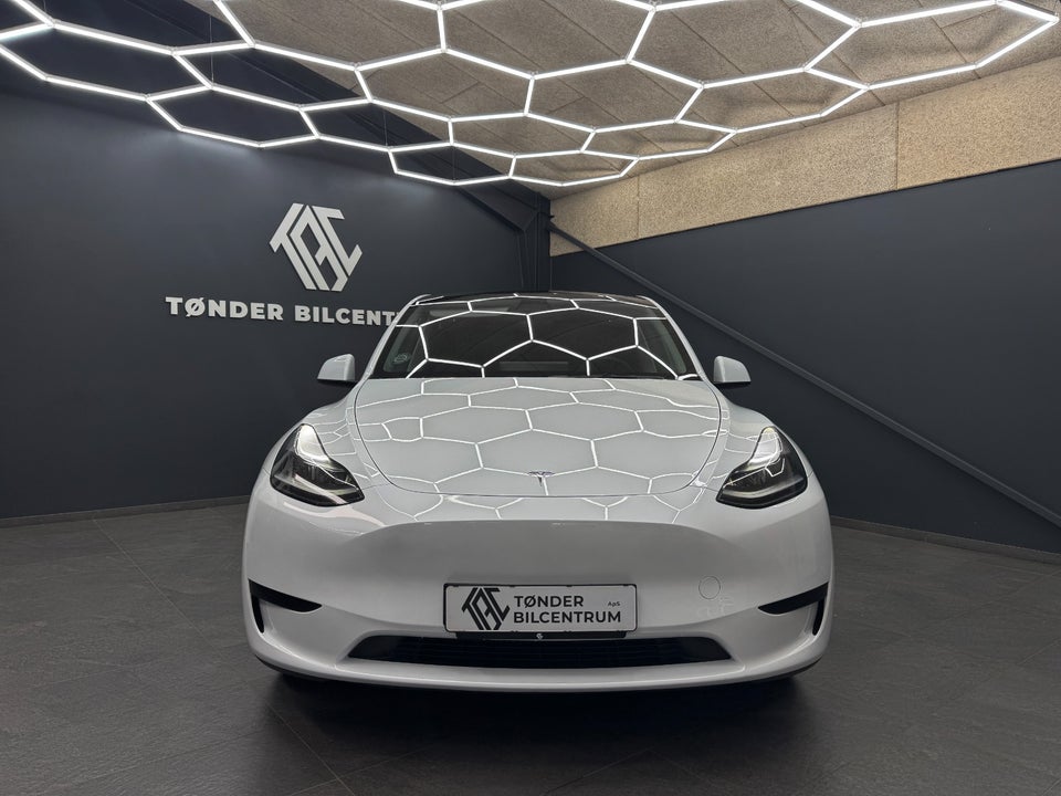 Tesla Model Y RWD 5d