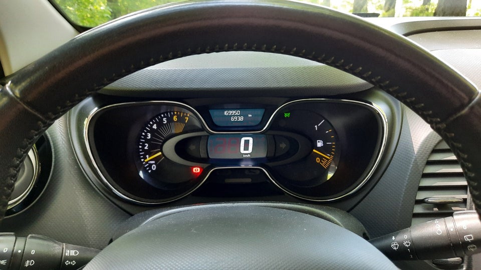 Renault Captur 0,9 TCe 90 Expression 5d