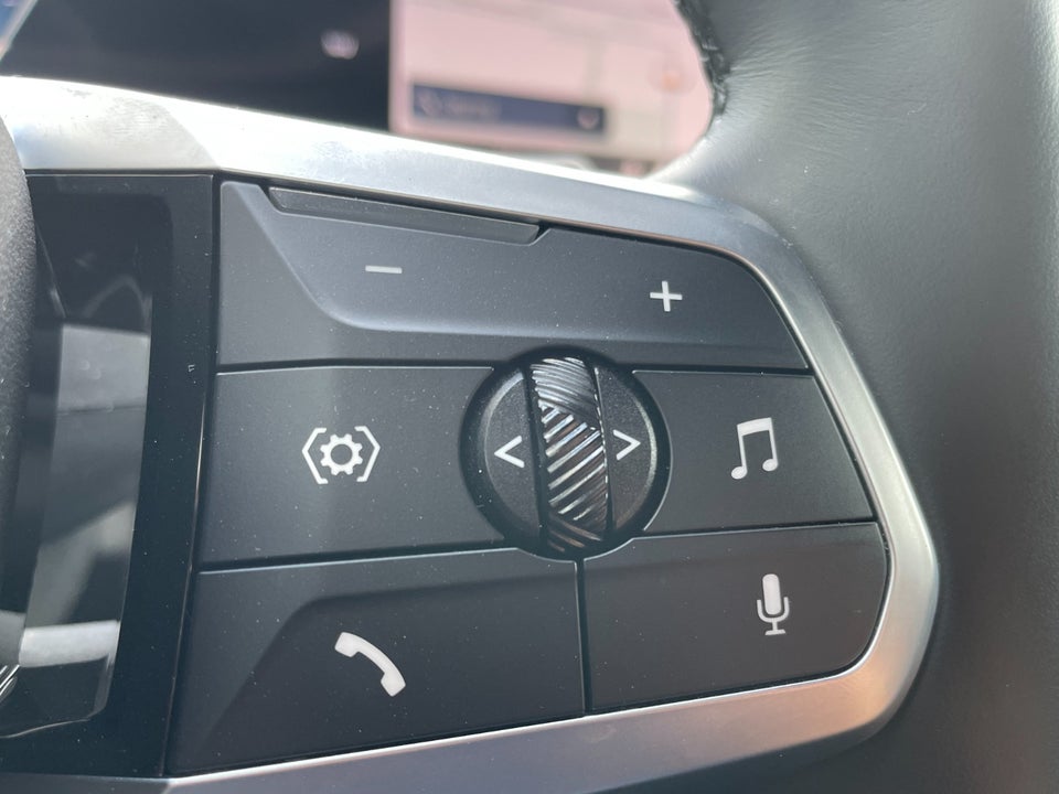 BMW iX1 eDrive20 M-Sport 5d