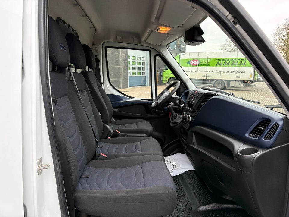 Iveco Daily 2,3 35C14 12m³ Van AG8