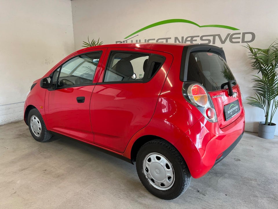 Chevrolet Spark 1,0 LE 5d