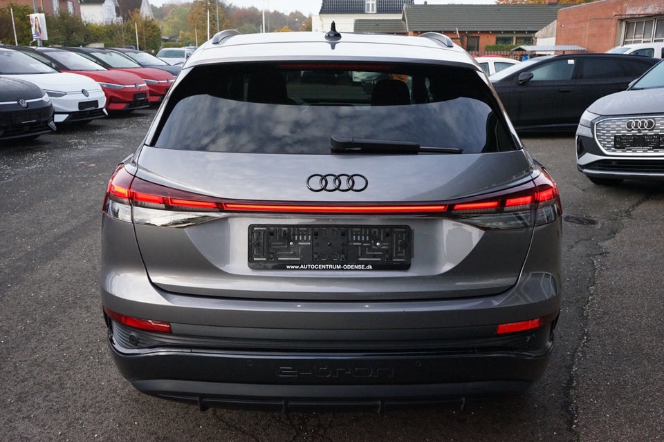 Audi Q4 e-tron 40 Advanced S-line 5d