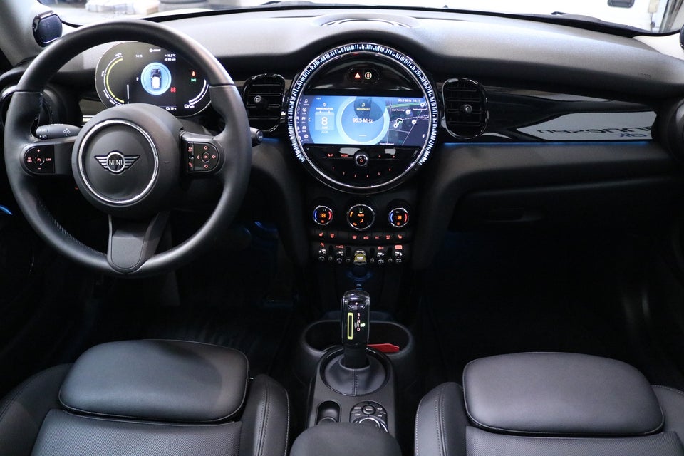 MINI Cooper SE Edition Premium Plus 3d