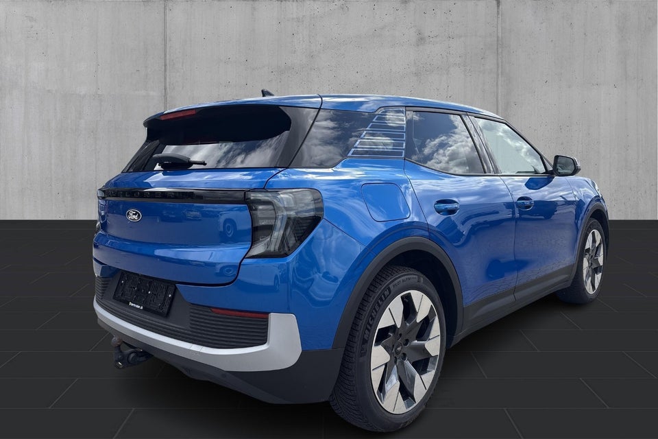 Ford Explorer 77 Premium Extended Range 5d