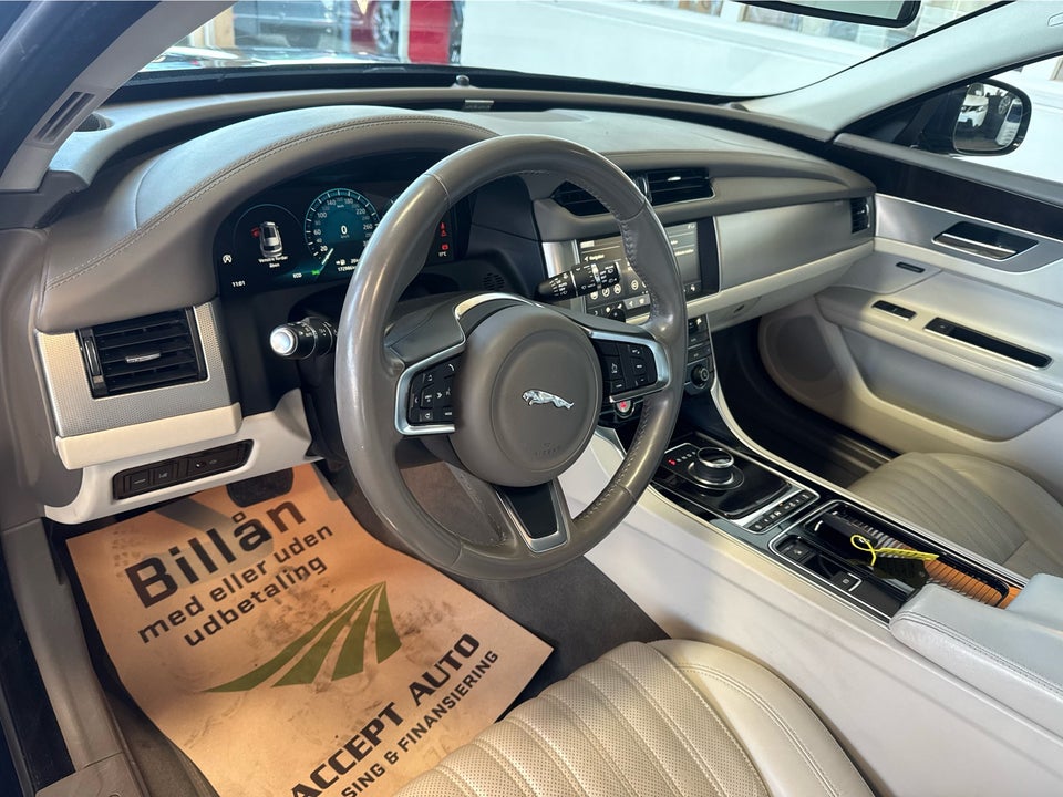 Jaguar XF 2,0 P250 Prestige Sportbrake aut. 5d