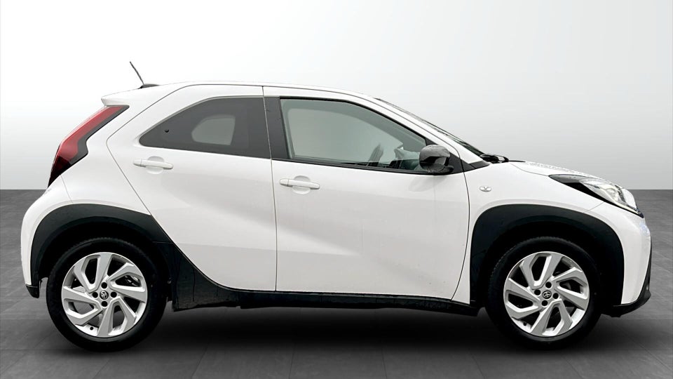Toyota Aygo X 1,0 Active 5d