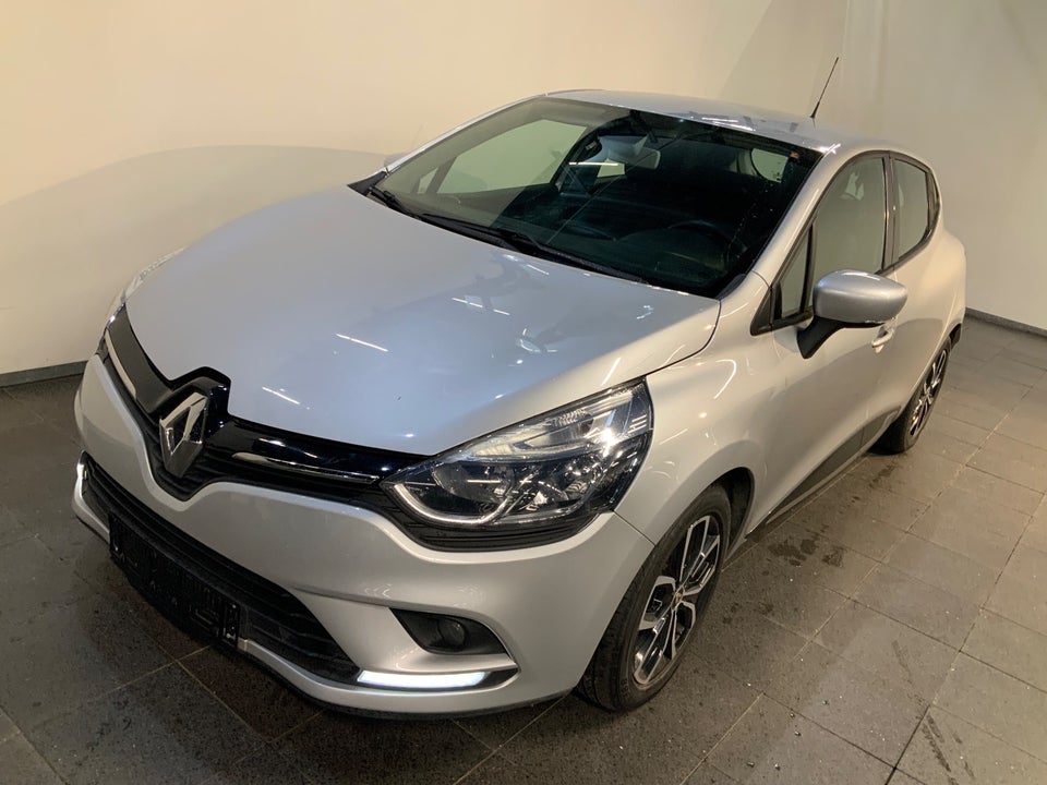 Renault Clio IV 1,5 dCi 90 Zen 5d