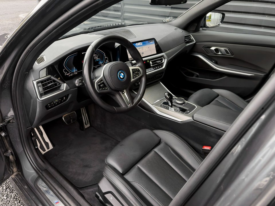 BMW 330e 2,0 M-Sport aut. 4d