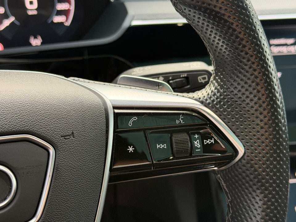 Audi e-tron 55 Black Edition S-line quattro 5d