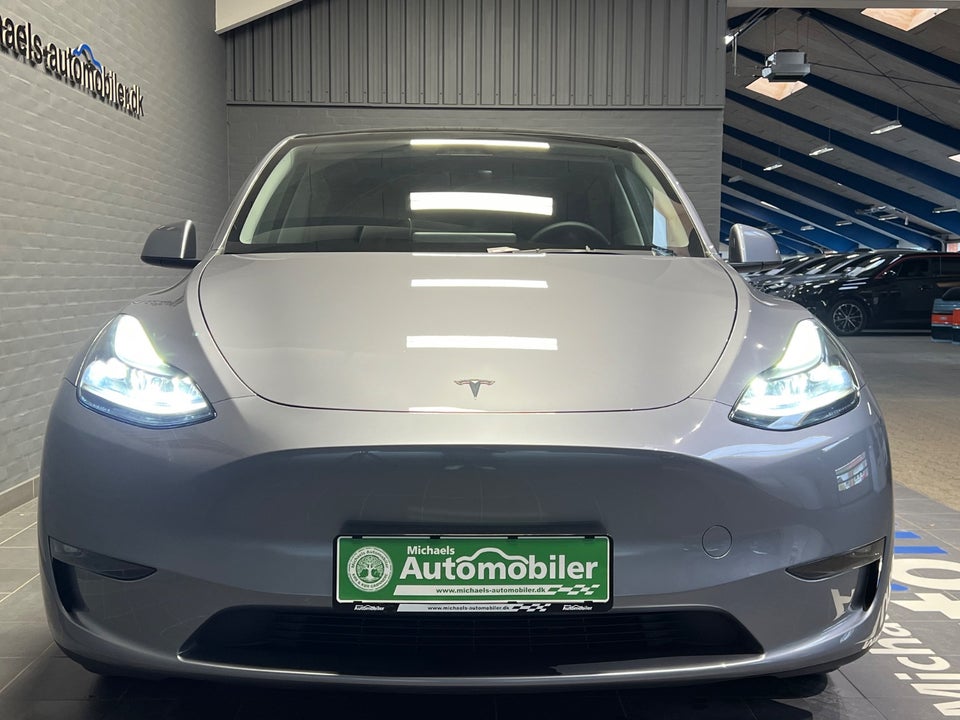 Tesla Model Y Long Range AWD 5d