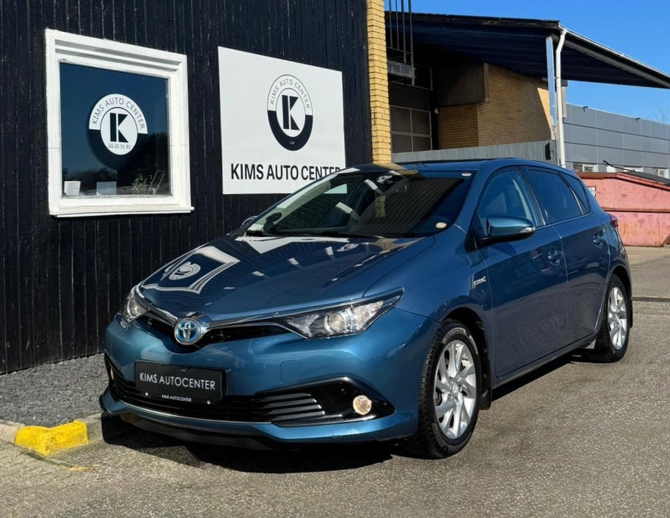 Toyota Auris 1,8 Hybrid H2 Comfort CVT 5d