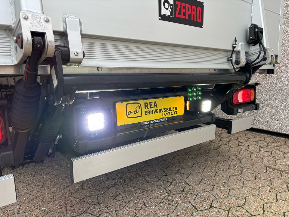 Iveco Daily 3,0 35S18 4100mm Alukasse m/lift AG8