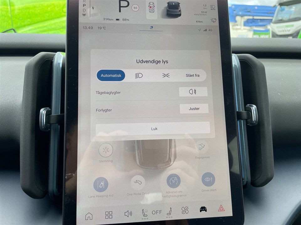 Volvo EX30 Extended Range Plus 5d