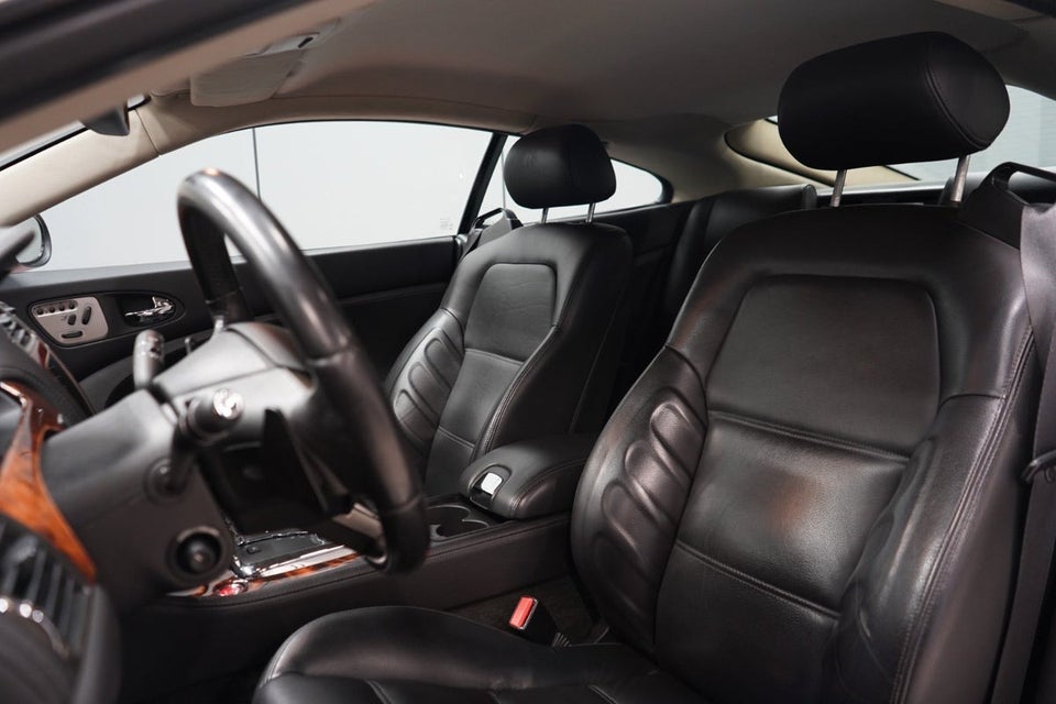 Jaguar XKR 4,2 V8 Coupé aut. 2d