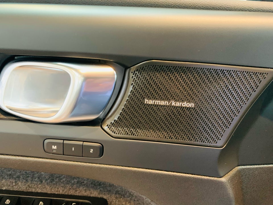 Volvo XC40 ReCharge Extended Range Ultimate 5d