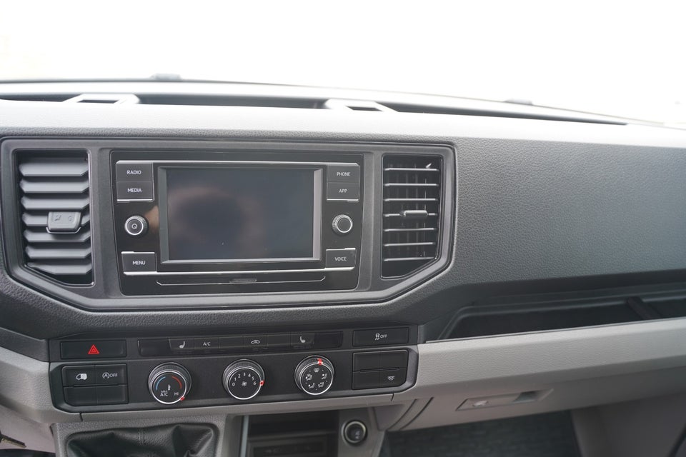 VW Crafter 35 2,0 TDi 140 Kassevogn L3H2