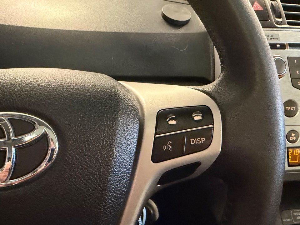 Toyota Verso 2,0 D-4D TX Business 7prs 5d