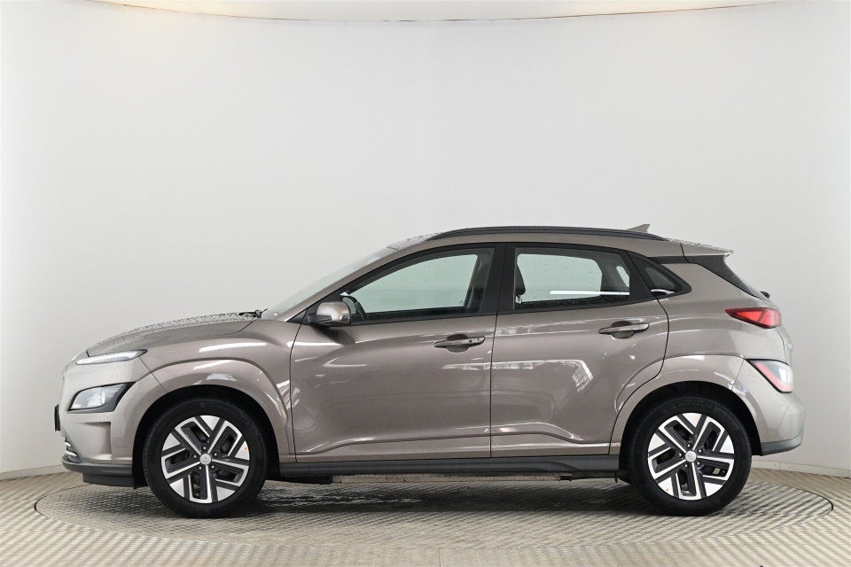 Hyundai Kona 39 EV Essential 5d