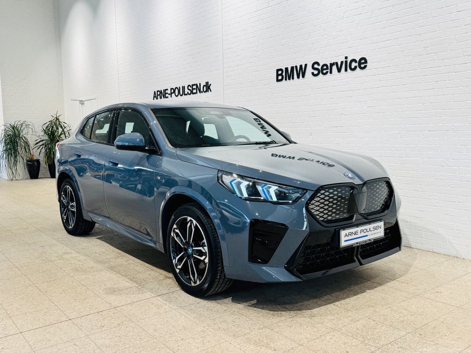 BMW iX2 eDrive20 M-Sport 5d