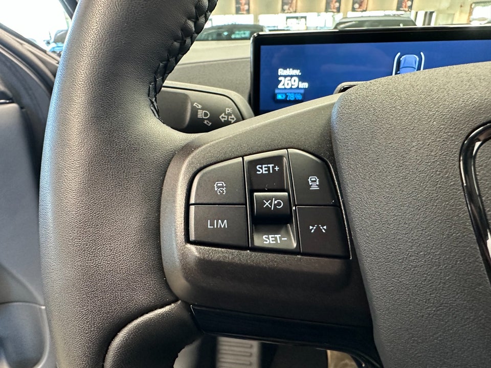 Ford Mustang Mach-E 75 Standard Range 5d