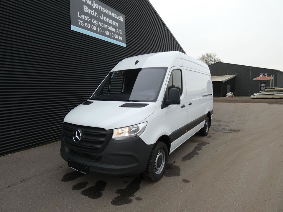 Mercedes Sprinter 317 2,0 CDi A2 Kassevogn aut. RWD