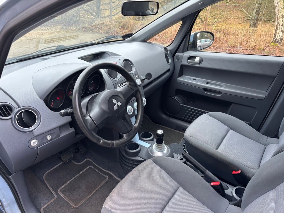 Mitsubishi Colt 1,3 Inform Allshift Coolpack 5d