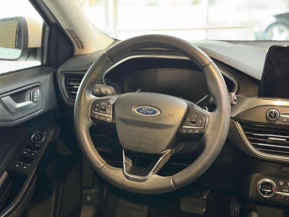 Ford Focus 1,0 EcoBoost Titanium aut. 5d