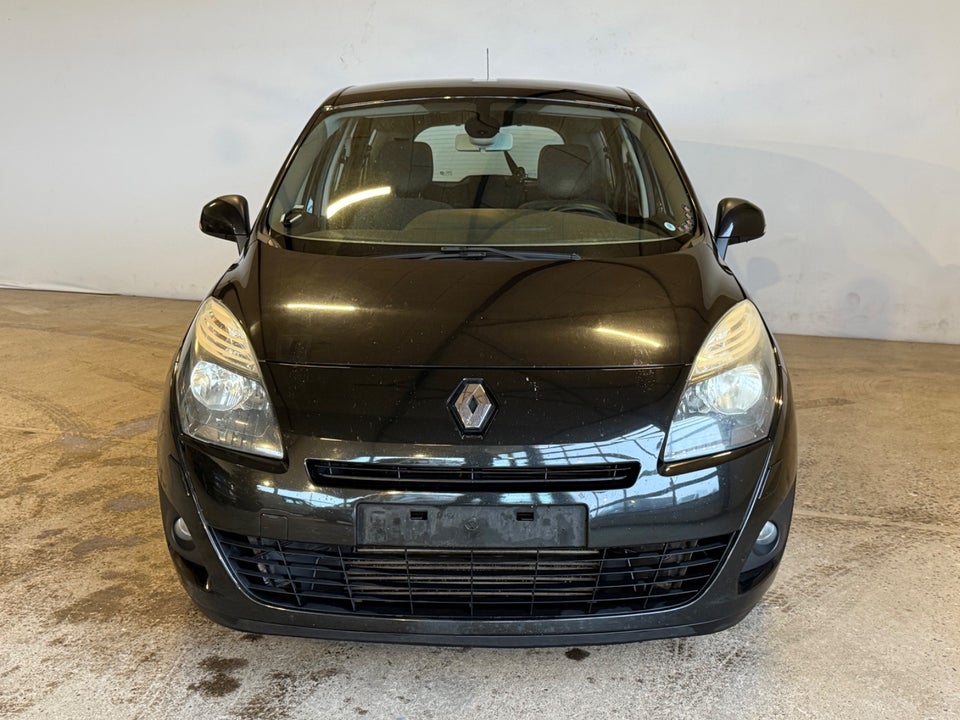 Renault Grand Scenic III 1,9 dCi 130 Expression 5d