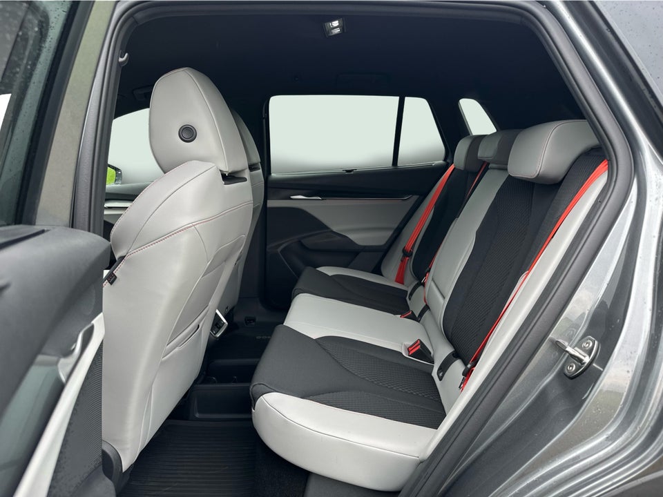 Skoda Elroq 85 iV Lodge 5d