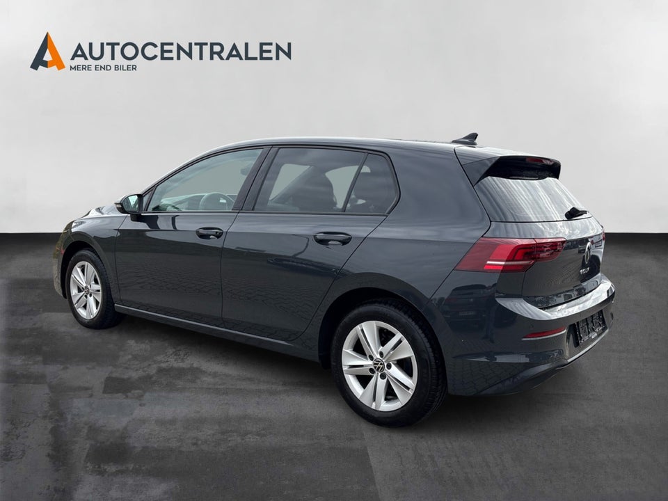 VW Golf VIII 1,5 TSi 150 Life 5d