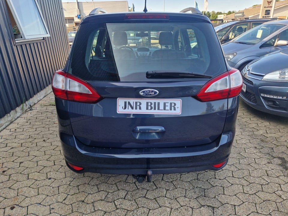 Ford Grand C-MAX 1,6 TDCi 115 Titanium 7prs 5d