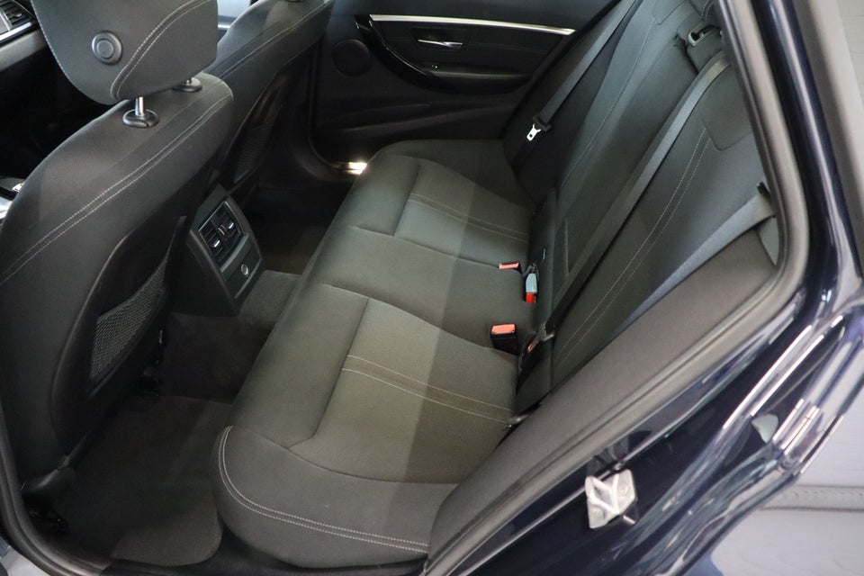 BMW 325d 2,0 Touring Sport Line aut. 5d