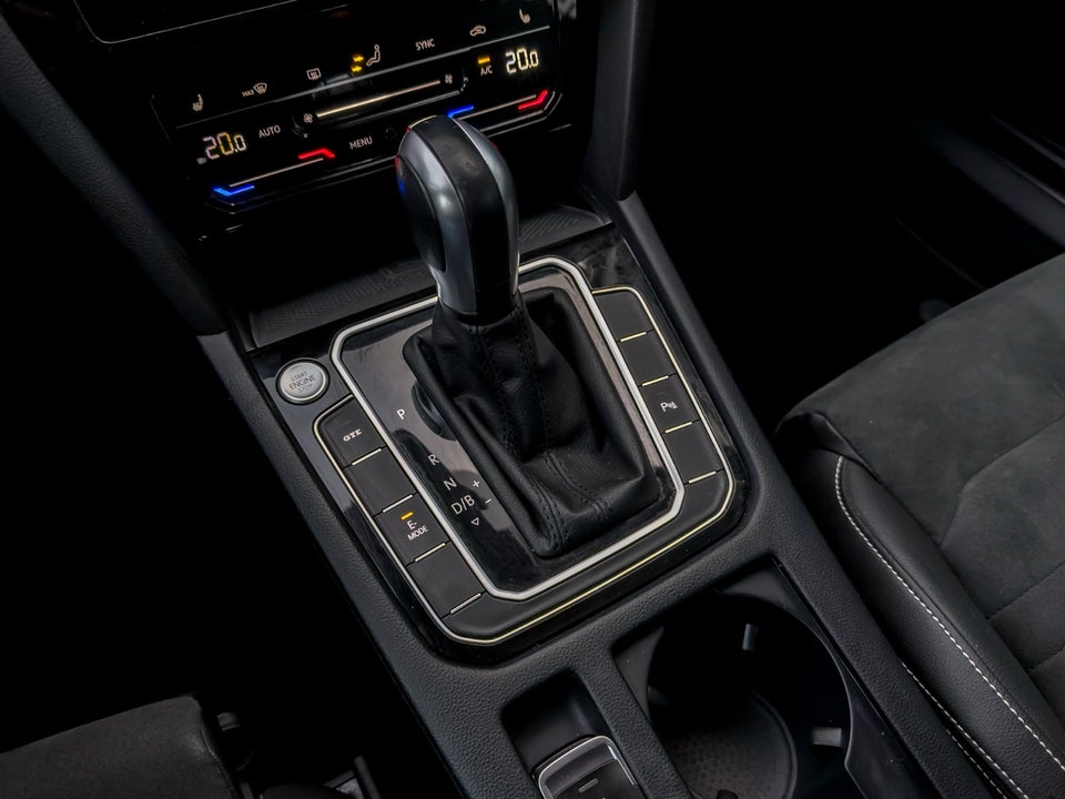 VW Passat 1,4 GTE High Variant DSG 5d