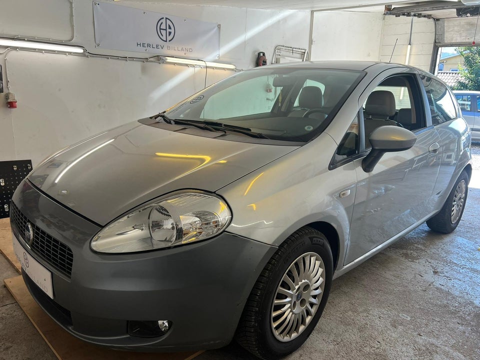 Fiat Punto 1,4 Dynamic 95 3d