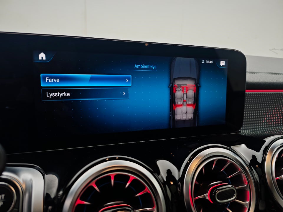 Mercedes EQB300 AMG Line 4Matic 5d